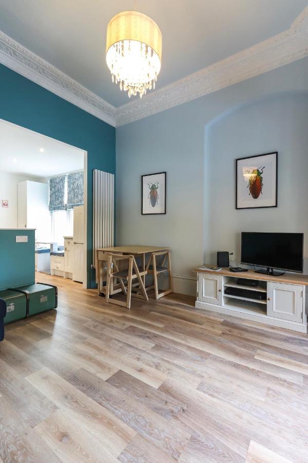 Appartement Bright Modern Two Bed With Parking à Bristol Extérieur photo
